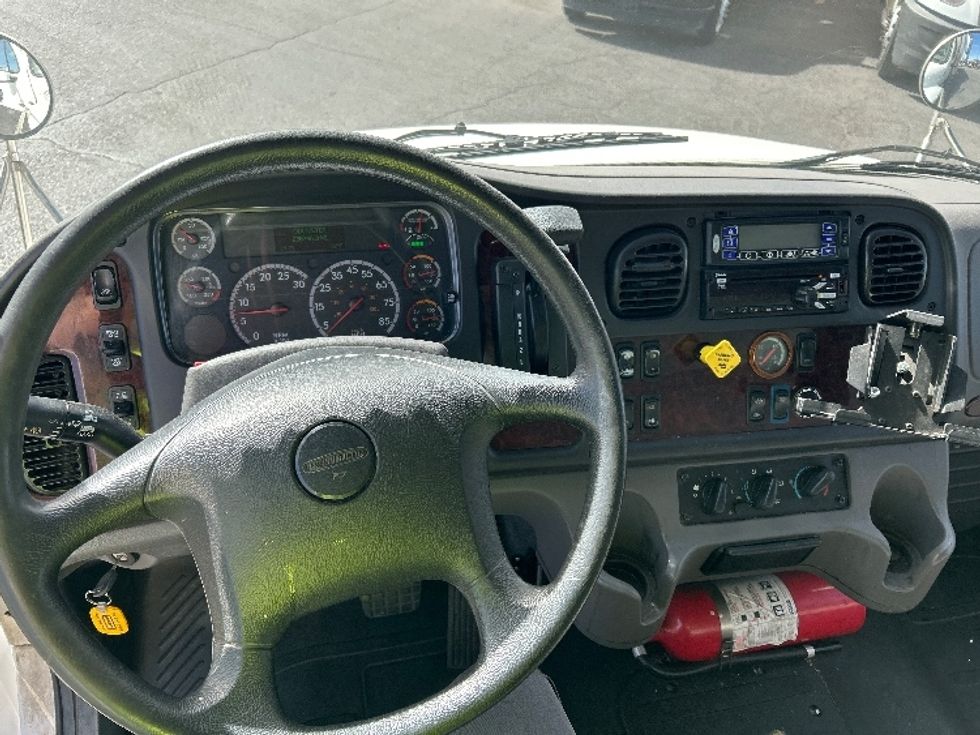 Refrigerated Truck-Light and Medium Duty Trucks-Freightliner-2018-M2-El Paso-TX-236,746\n\t\tmiles-$ 56,250 - Image 18