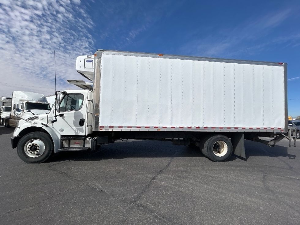 Refrigerated Truck-Light and Medium Duty Trucks-Freightliner-2018-M2-El Paso-TX-236,746\n\t\tmiles-$ 56,250 - Image 4