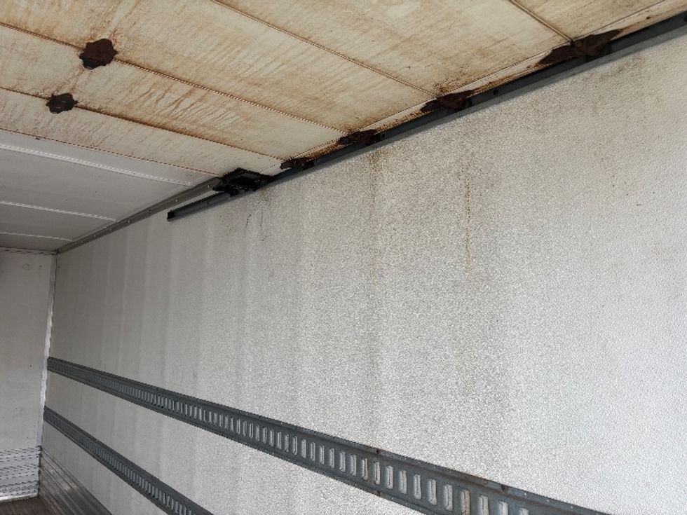 Refrigerated Truck-Light and Medium Duty Trucks-Freightliner-2018-M2-Everett-WA-271,970\n\t\tmiles-$ 37,500 - Image 12