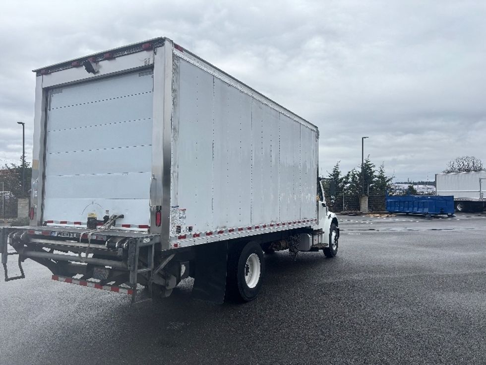 Refrigerated Truck-Light and Medium Duty Trucks-Freightliner-2018-M2-Everett-WA-271,970\n\t\tmiles-$ 37,500 - Image 13