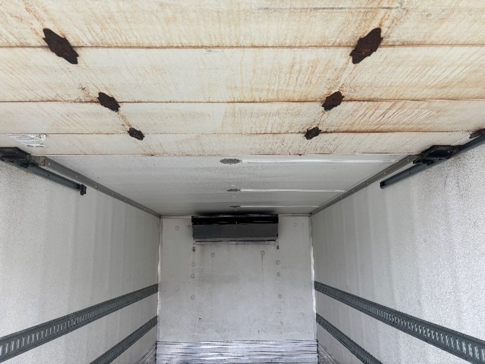 Refrigerated Truck-Light and Medium Duty Trucks-Freightliner-2018-M2-Everett-WA-271,970\n\t\tmiles-$ 37,500 - Image 9