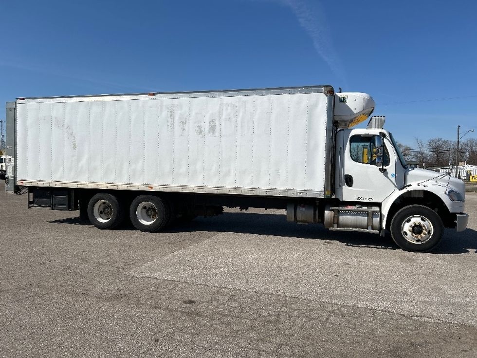 Refrigerated Truck-Light and Medium Duty Trucks-Freightliner-2018-M2-Flint-MI-411,757\n\t\tmiles-$ 32,500 - Image 15