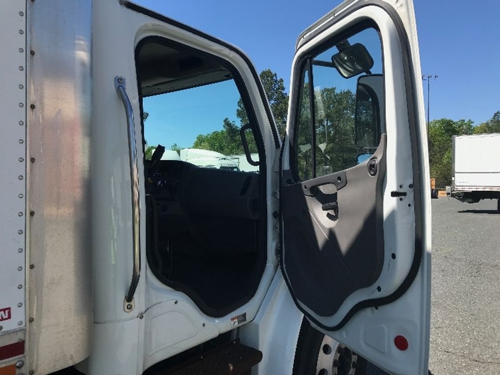 Refrigerated Truck-Light and Medium Duty Trucks-Freightliner-2018-M2-Fredericksburg-VA-227,538\n\t\tmiles-$ 34,750 - Image 19