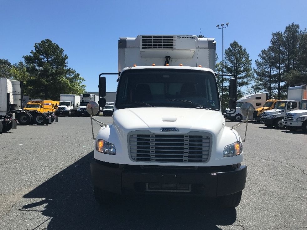 Refrigerated Truck-Light and Medium Duty Trucks-Freightliner-2018-M2-Fredericksburg-VA-227,538\n\t\tmiles-$ 34,750 - Image 2