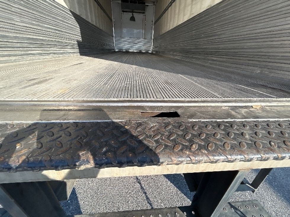 Refrigerated Truck-Light and Medium Duty Trucks-Freightliner-2018-M2-Hammond-LA-111,592\n\t\tmiles-$ 70,250 - Image 10