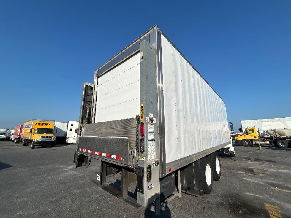 Refrigerated Truck-Light and Medium Duty Trucks-Freightliner-2018-M2-Hammond-LA-111,592\n\t\tmiles-$ 70,250 - Image 13