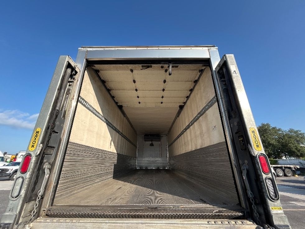 Refrigerated Truck-Light and Medium Duty Trucks-Freightliner-2018-M2-Hammond-LA-111,592\n\t\tmiles-$ 70,250 - Image 8