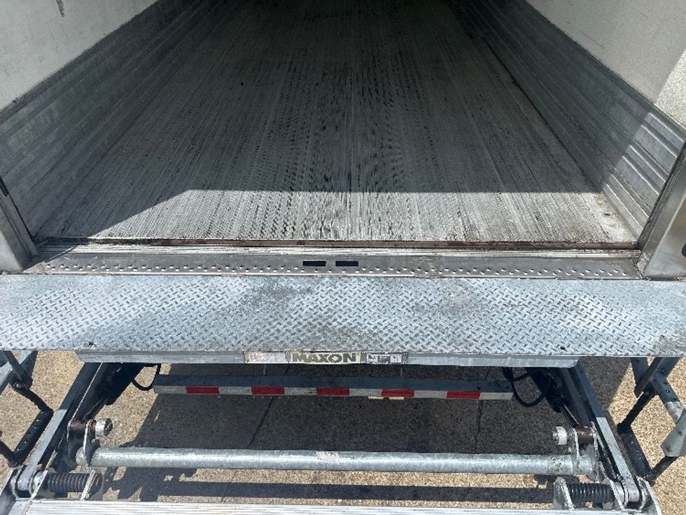 Refrigerated Truck-Light and Medium Duty Trucks-Freightliner-2018-M2-Hammond-LA-181,666\n\t\tmiles-$ 64,500 - Image 10