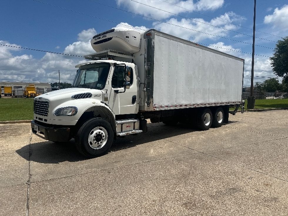 Refrigerated Truck-Light and Medium Duty Trucks-Freightliner-2018-M2-Hammond-LA-181,666\n\t\tmiles-$ 64,500 - Image 3