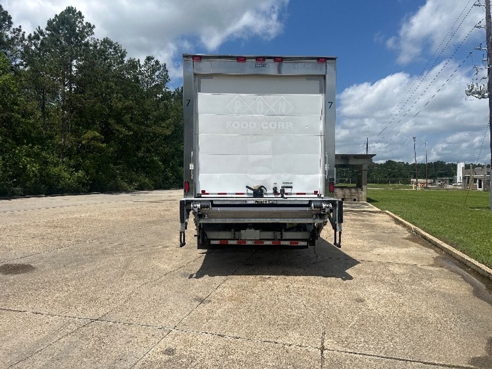 Refrigerated Truck-Light and Medium Duty Trucks-Freightliner-2018-M2-Hammond-LA-181,666\n\t\tmiles-$ 64,500 - Image 7