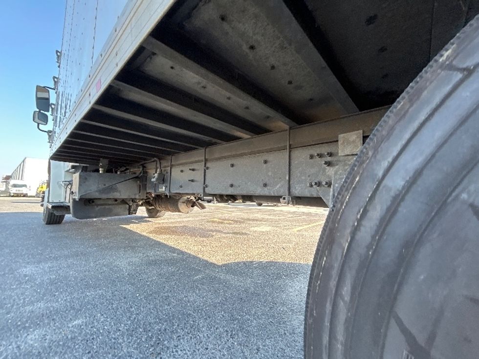 Refrigerated Truck-Light and Medium Duty Trucks-Freightliner-2018-M2-Hammond-LA-196,909\n\t\tmiles-$ 61,250 - Image 5