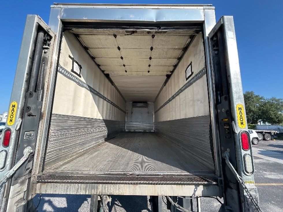 Refrigerated Truck-Light and Medium Duty Trucks-Freightliner-2018-M2-Hammond-LA-196,909\n\t\tmiles-$ 61,250 - Image 8