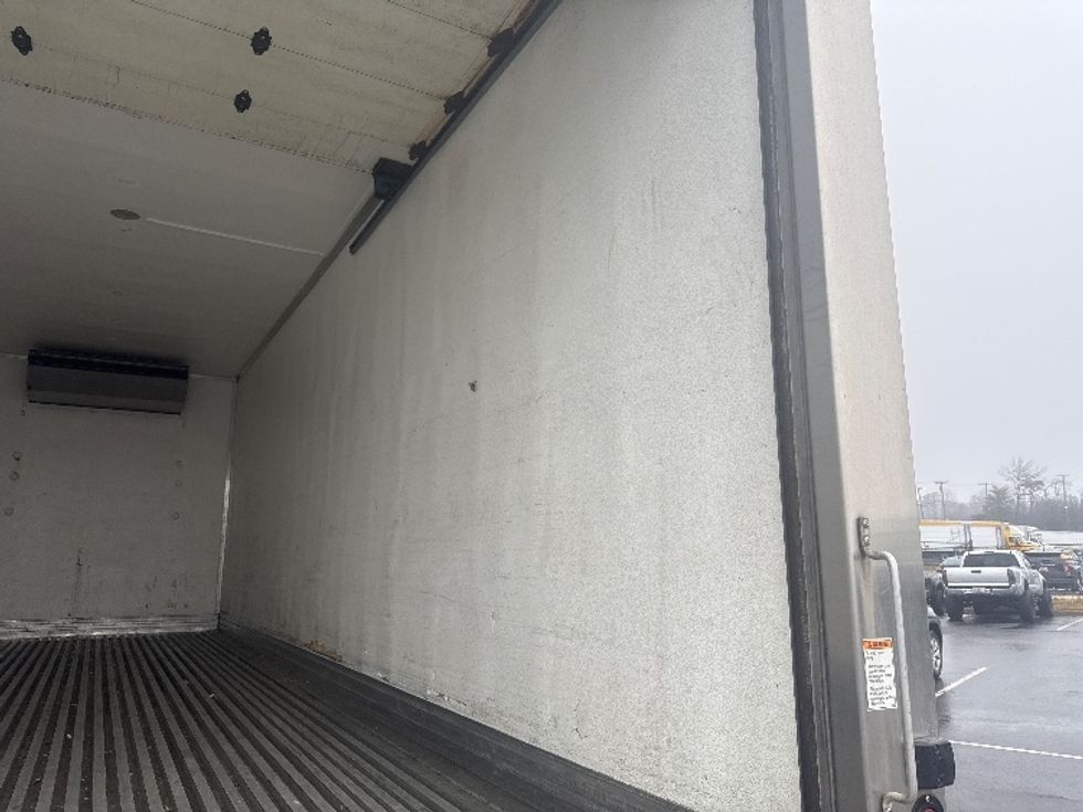 Refrigerated Truck-Light and Medium Duty Trucks-Freightliner-2018-M2-Jessup-MD-331,417\n\t\tmiles-$ 33,250 - Image 11