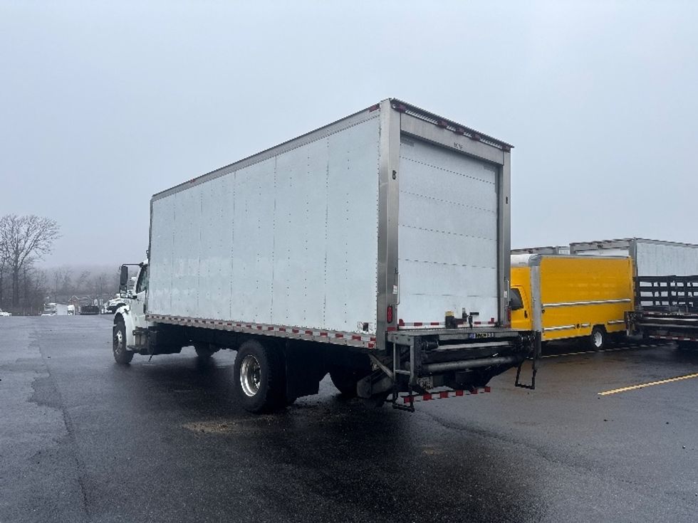 Refrigerated Truck-Light and Medium Duty Trucks-Freightliner-2018-M2-Jessup-MD-331,417\n\t\tmiles-$ 33,250 - Image 6
