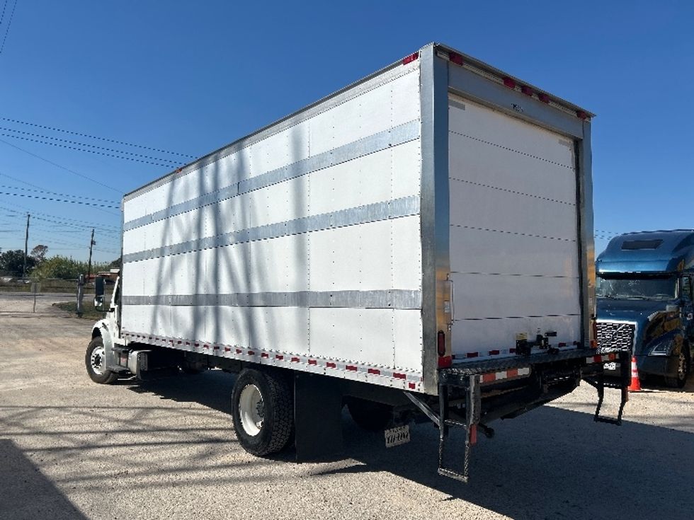 Refrigerated Truck-Light and Medium Duty Trucks-Freightliner-2018-M2-Katy-TX-231,721\n\t\tmiles-$ 51,250 - Image 6