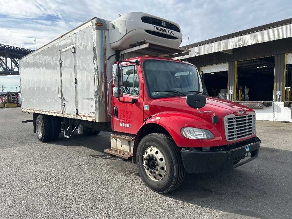 Refrigerated Truck-Light and Medium Duty Trucks-Freightliner-2018-M2-Kearny-NJ-172,576\n\t\tmiles-$ 43,250 - Image 1