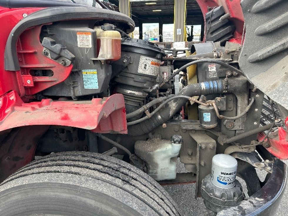 Refrigerated Truck-Light and Medium Duty Trucks-Freightliner-2018-M2-Kearny-NJ-172,576\n\t\tmiles-$ 43,250 - Image 22