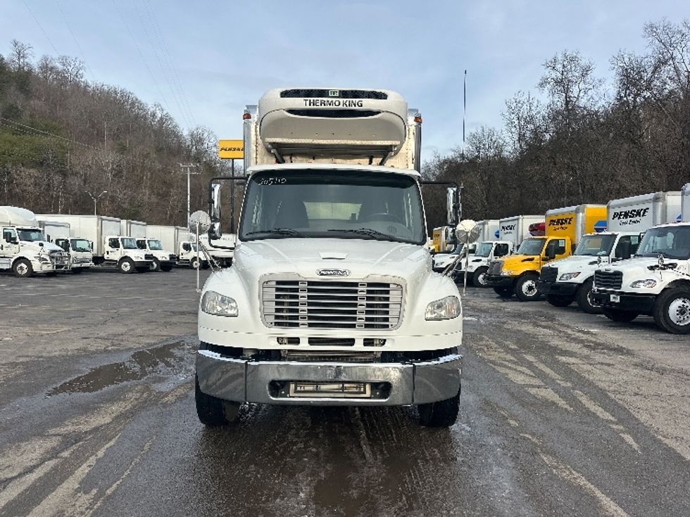Refrigerated Truck-Light and Medium Duty Trucks-Freightliner-2018-M2-Knoxville-TN-186,663\n\t\tmiles-$ 55,000 - Image 2