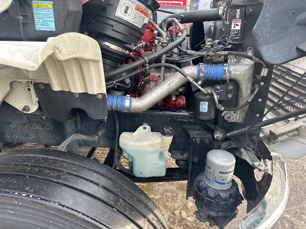 Refrigerated Truck-Light and Medium Duty Trucks-Freightliner-2018-M2-Knoxville-TN-186,663\n\t\tmiles-$ 55,000 - Image 24