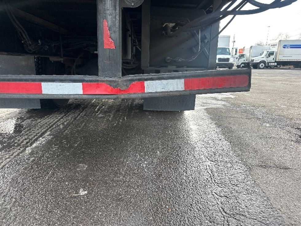 Refrigerated Truck-Light and Medium Duty Trucks-Freightliner-2018-M2-Knoxville-TN-186,663\n\t\tmiles-$ 55,000 - Image 29