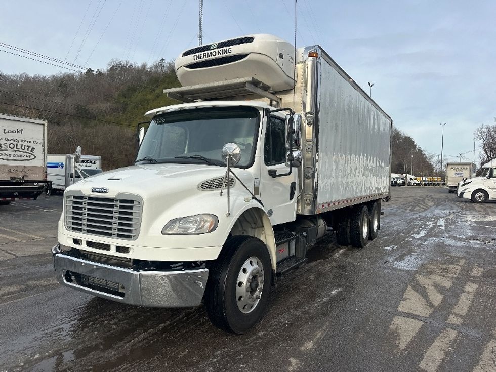 Refrigerated Truck-Light and Medium Duty Trucks-Freightliner-2018-M2-Knoxville-TN-186,663\n\t\tmiles-$ 55,000 - Image 3