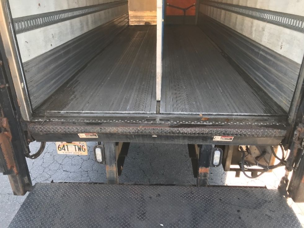 Refrigerated Truck-Light and Medium Duty Trucks-Freightliner-2018-M2-La Mirada-CA-71,205\n\t\tmiles-$ 58,250 - Image 10