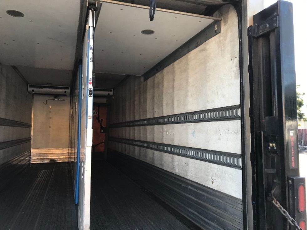 Refrigerated Truck-Light and Medium Duty Trucks-Freightliner-2018-M2-La Mirada-CA-71,205\n\t\tmiles-$ 58,250 - Image 12