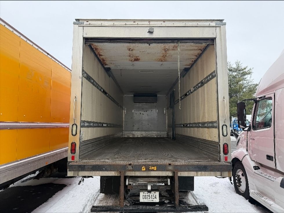 Refrigerated Truck-Light and Medium Duty Trucks-Freightliner-2018-M2-Lexington-KY-176,587\n\t\tmiles-$ 52,000 - Image 9