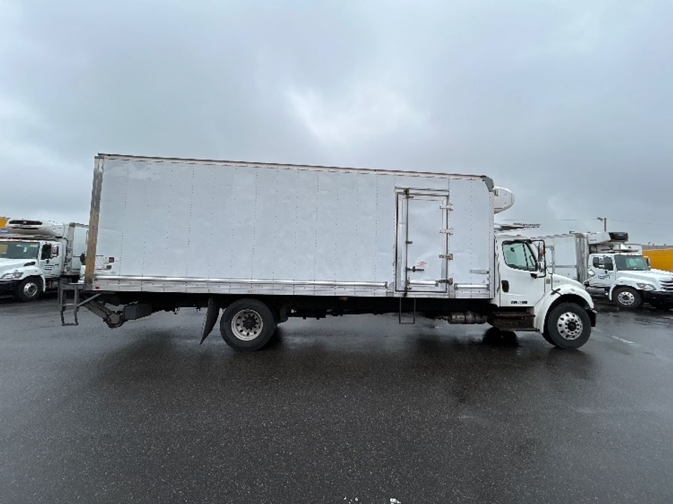 Refrigerated Truck-Light and Medium Duty Trucks-Freightliner-2018-M2-Linden-NJ-124,948\n\t\tmiles-$ 58,750 - Image 15