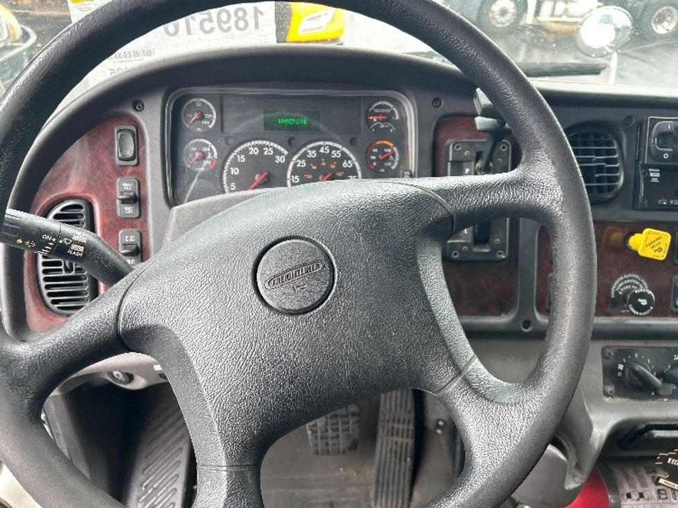 Refrigerated Truck-Light and Medium Duty Trucks-Freightliner-2018-M2-Linden-NJ-124,948\n\t\tmiles-$ 58,750 - Image 18