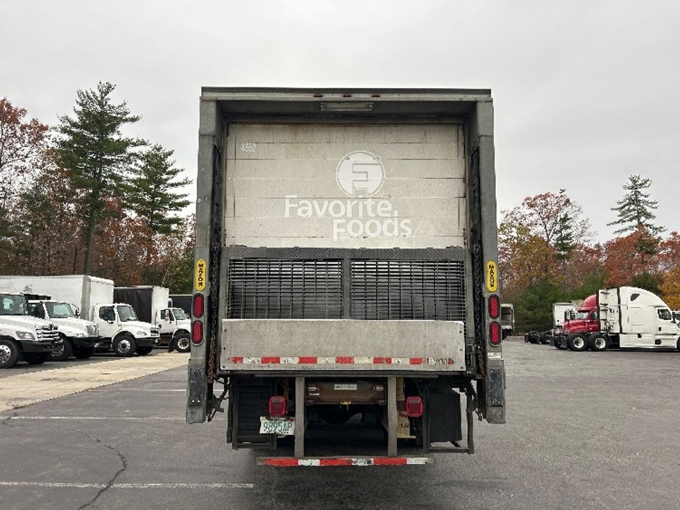Refrigerated Truck-Light and Medium Duty Trucks-Freightliner-2018-M2-Londonderry-NH-203,461\n\t\tmiles-$ 58,500 - Image 7