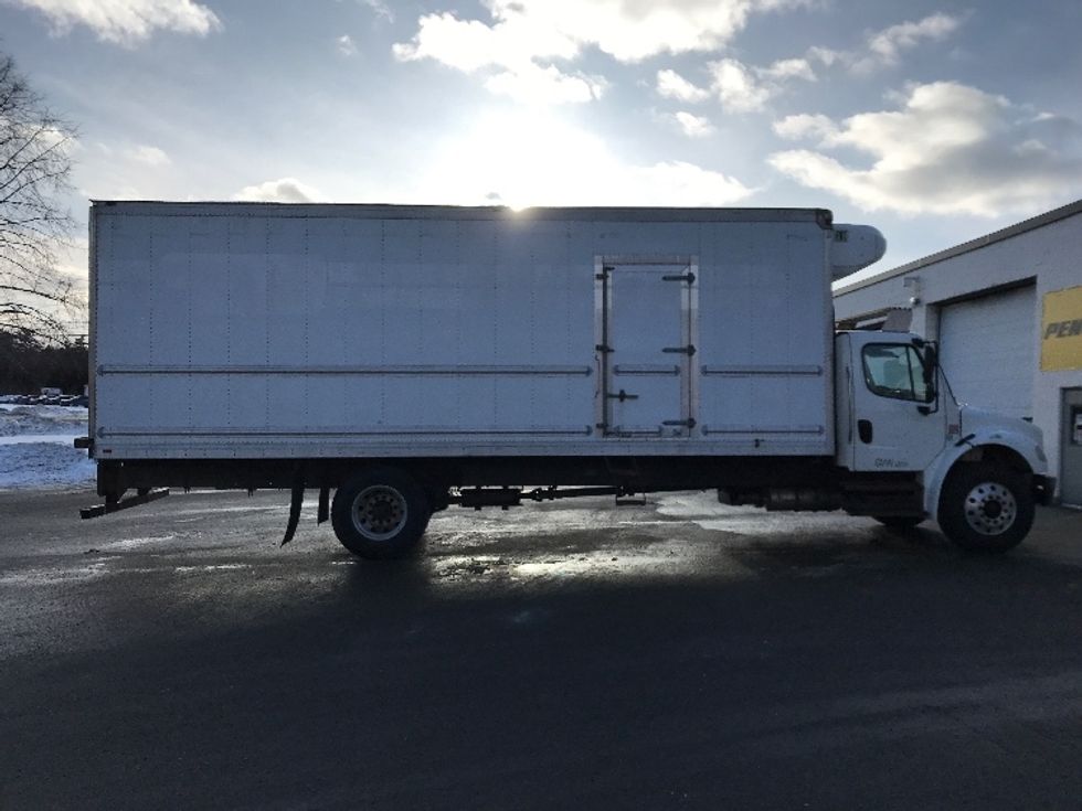 Refrigerated Truck-Light and Medium Duty Trucks-Freightliner-2018-M2-Londonderry-NH-223,807\n\t\tmiles-$ 32,500 - Image 15