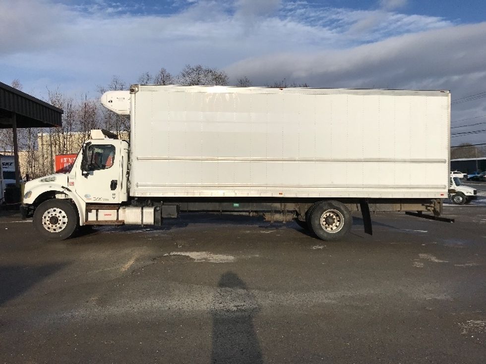 Refrigerated Truck-Light and Medium Duty Trucks-Freightliner-2018-M2-Londonderry-NH-223,807\n\t\tmiles-$ 32,500 - Image 4