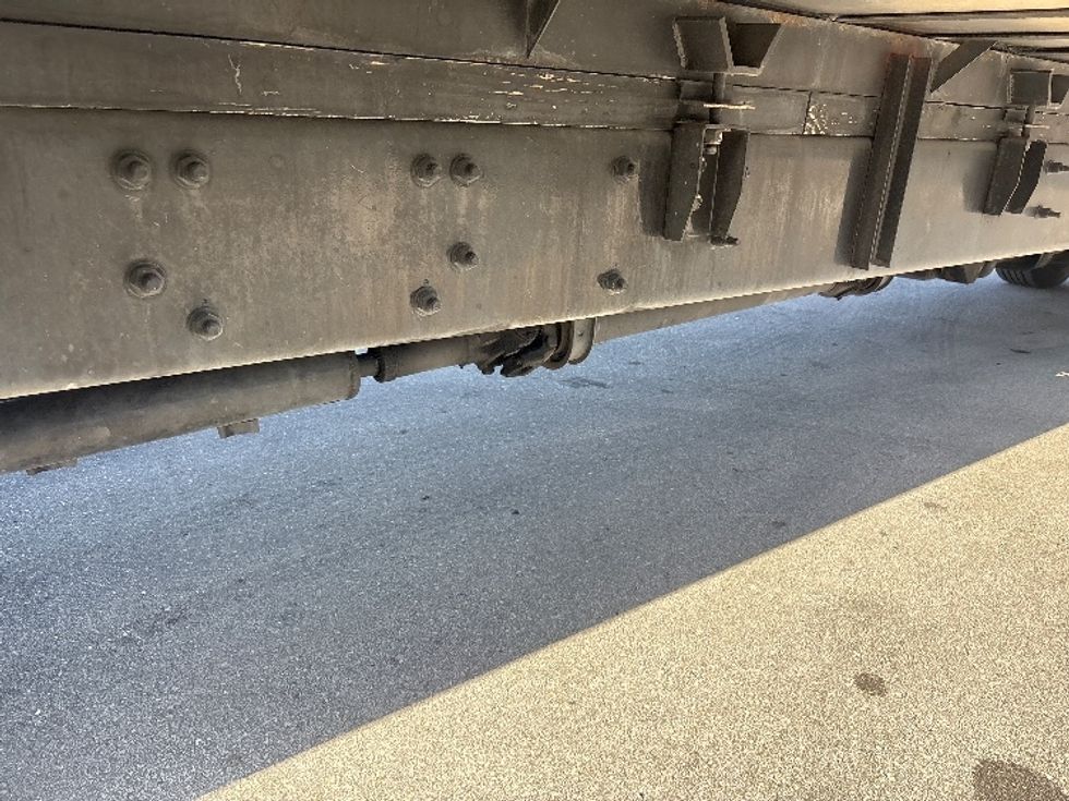 Refrigerated Truck-Light and Medium Duty Trucks-Freightliner-2018-M2-Medley-FL-124,636\n\t\tmiles-$ 60,250 - Image 14