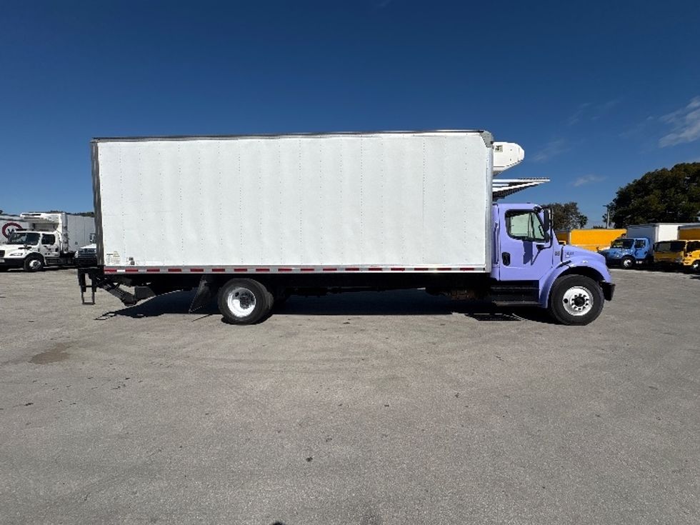 Refrigerated Truck-Light and Medium Duty Trucks-Freightliner-2018-M2-Medley-FL-124,636\n\t\tmiles-$ 60,250 - Image 15