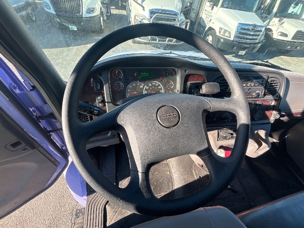 Refrigerated Truck-Light and Medium Duty Trucks-Freightliner-2018-M2-Medley-FL-124,636\n\t\tmiles-$ 60,250 - Image 18