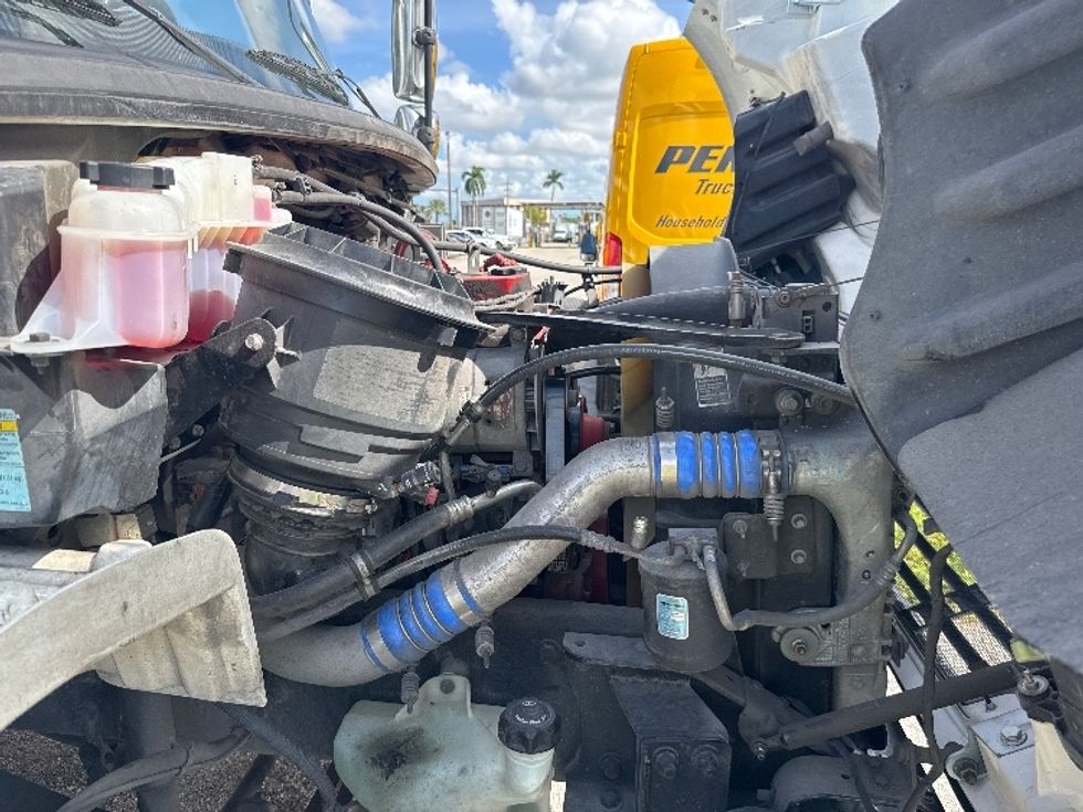 Refrigerated Truck-Light and Medium Duty Trucks-Freightliner-2018-M2-Medley-FL-168,708\n\t\tmiles-$ 43,000 - Image 24