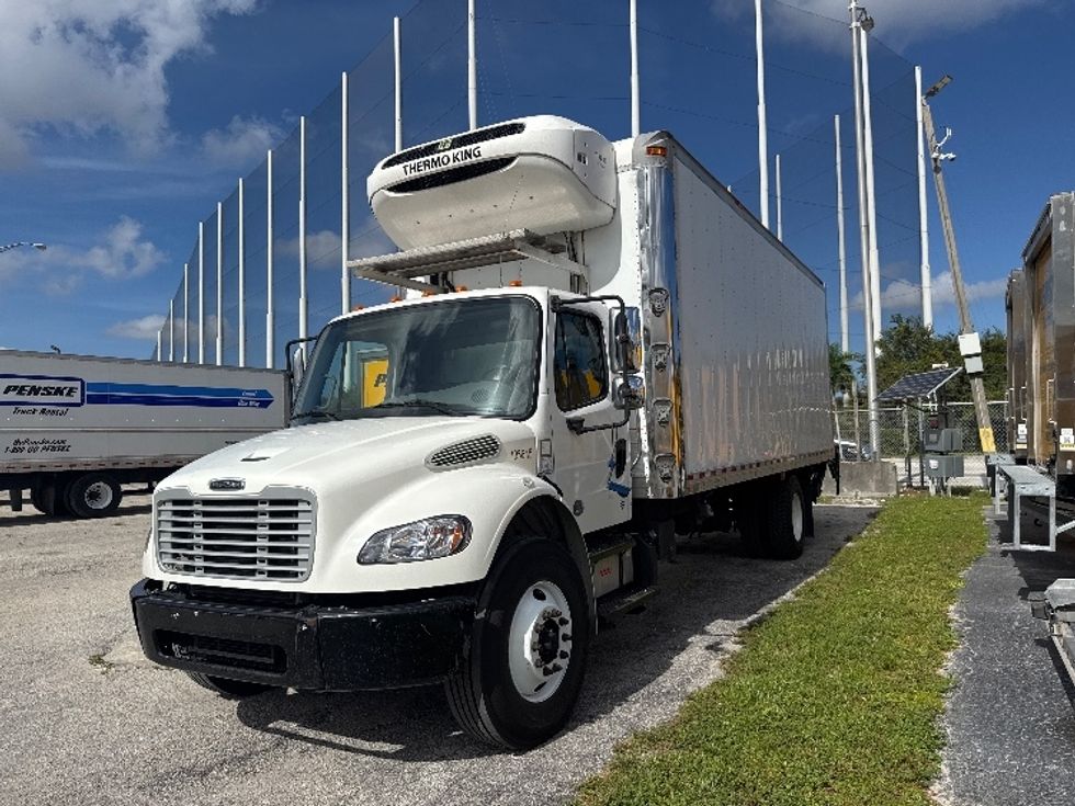 Refrigerated Truck-Light and Medium Duty Trucks-Freightliner-2018-M2-Medley-FL-168,708\n\t\tmiles-$ 43,000 - Image 3