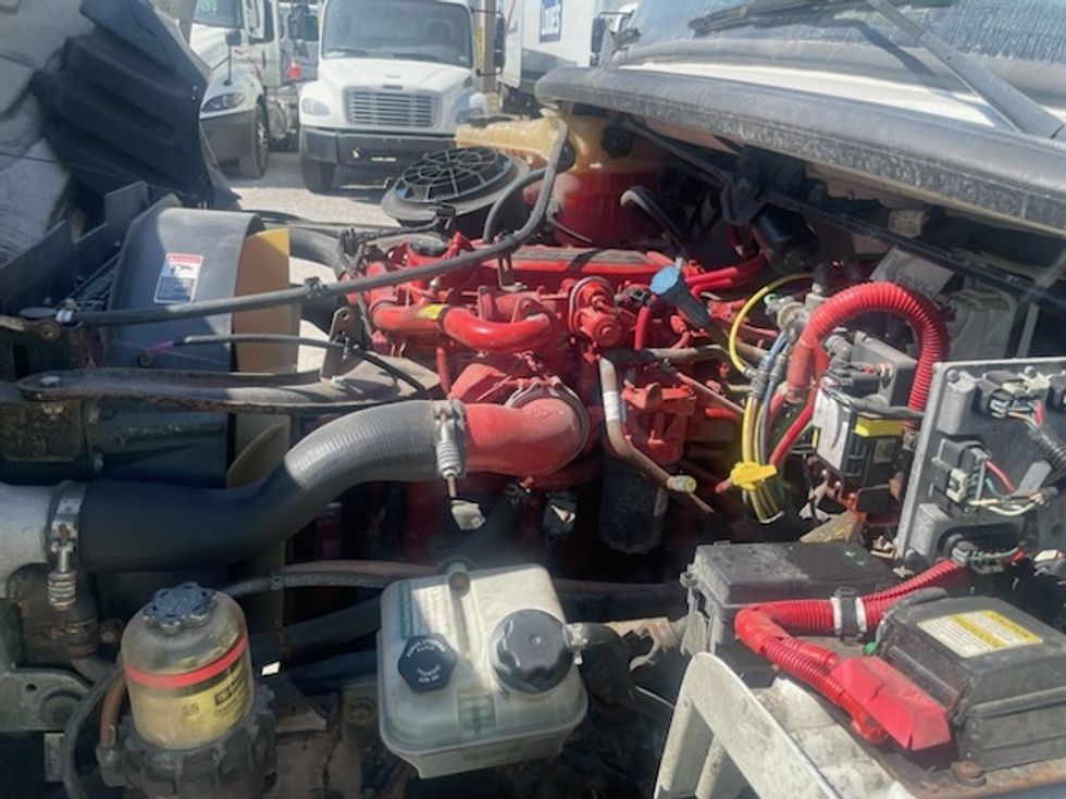 Refrigerated Truck-Light and Medium Duty Trucks-Freightliner-2018-M2-Middlefield-OH-180,000\n\t\tmiles-$ 51,500 - Image 16