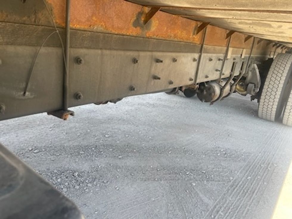 Refrigerated Truck-Light and Medium Duty Trucks-Freightliner-2018-M2-Middlefield-OH-180,000\n\t\tmiles-$ 51,500 - Image 18