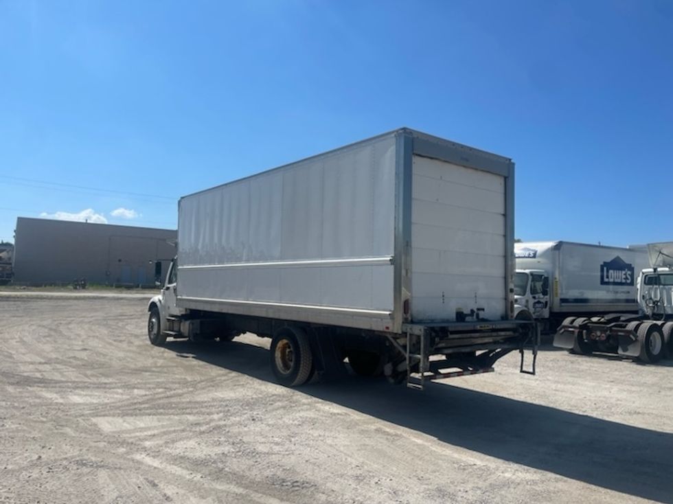 Refrigerated Truck-Light and Medium Duty Trucks-Freightliner-2018-M2-Middlefield-OH-180,000\n\t\tmiles-$ 51,500 - Image 4