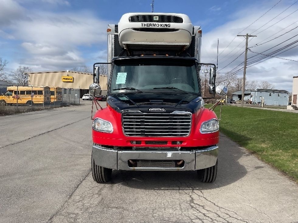 Refrigerated Truck-Light and Medium Duty Trucks-Freightliner-2018-M2-Milwaukee-WI-201,250\n\t\tmiles-$ 46,000 - Image 2