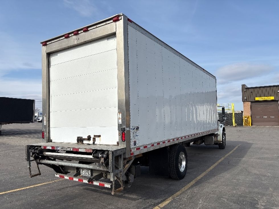 Refrigerated Truck-Light and Medium Duty Trucks-Freightliner-2018-M2-Mississauga-ON-378,746\n\t\tkm-$ 51,500 - Image 13