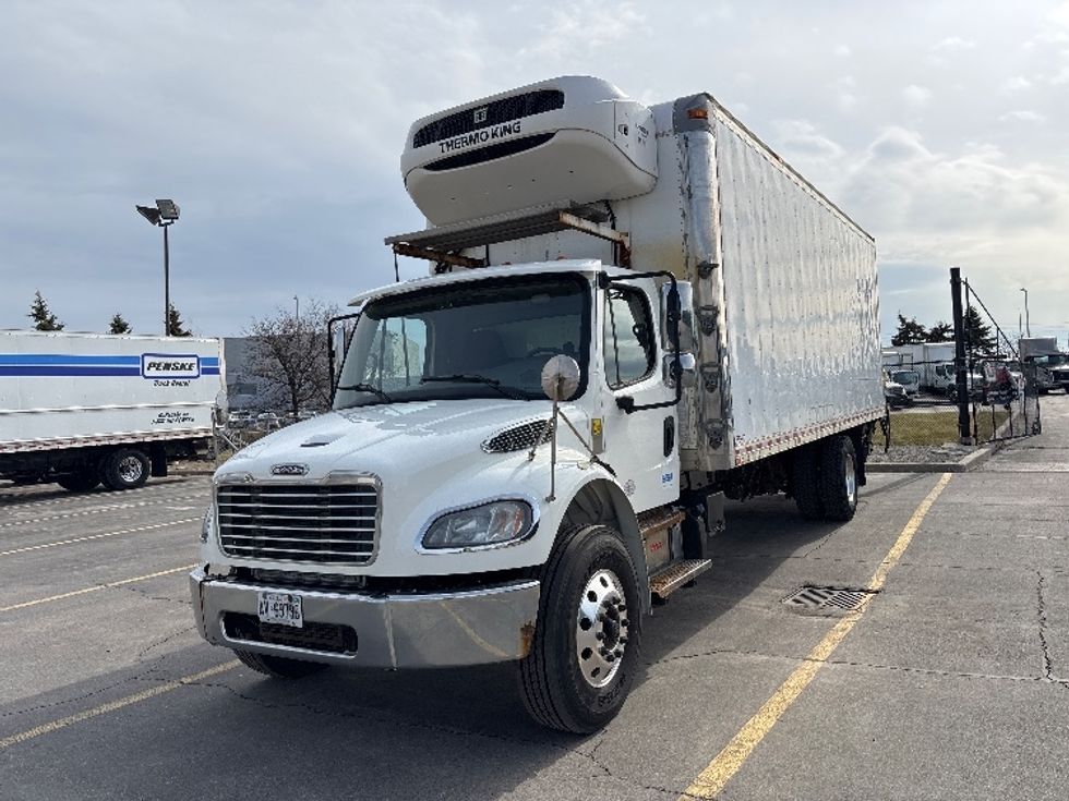 Refrigerated Truck-Light and Medium Duty Trucks-Freightliner-2018-M2-Mississauga-ON-378,746\n\t\tkm-$ 51,500 - Image 3