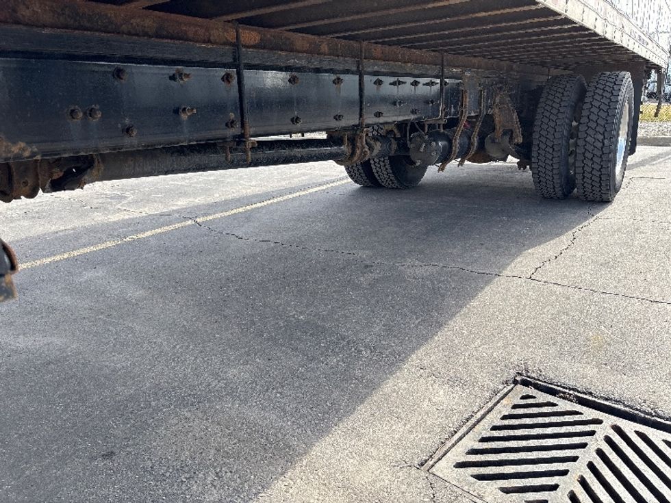 Refrigerated Truck-Light and Medium Duty Trucks-Freightliner-2018-M2-Mississauga-ON-378,746\n\t\tkm-$ 51,500 - Image 5