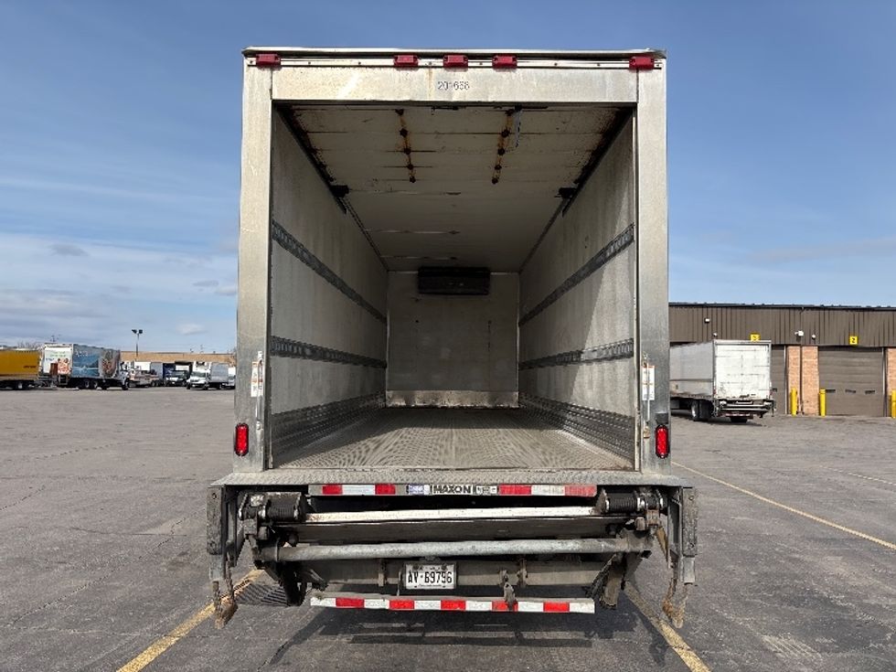 Refrigerated Truck-Light and Medium Duty Trucks-Freightliner-2018-M2-Mississauga-ON-378,746\n\t\tkm-$ 51,500 - Image 8