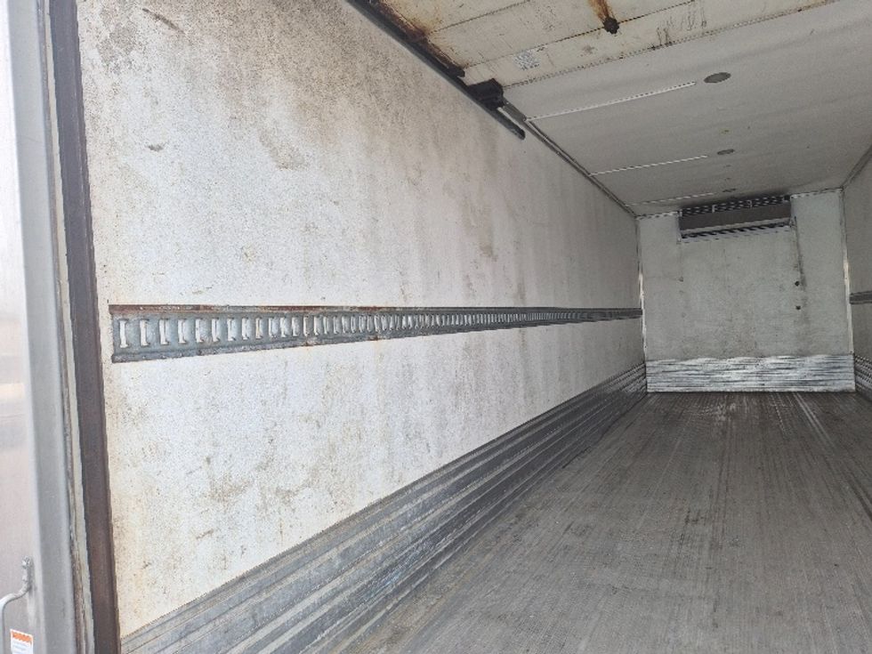 Refrigerated Truck-Light and Medium Duty Trucks-Freightliner-2018-M2-Mississauga-ON-518,308\n\t\tkm-$ 53,250 - Image 11