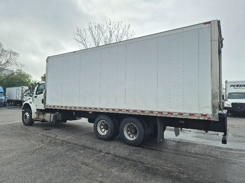 Refrigerated Truck-Light and Medium Duty Trucks-Freightliner-2018-M2-Mississauga-ON-518,308\n\t\tkm-$ 53,250 - Image 6