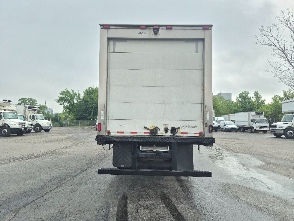 Refrigerated Truck-Light and Medium Duty Trucks-Freightliner-2018-M2-Mississauga-ON-518,308\n\t\tkm-$ 53,250 - Image 7
