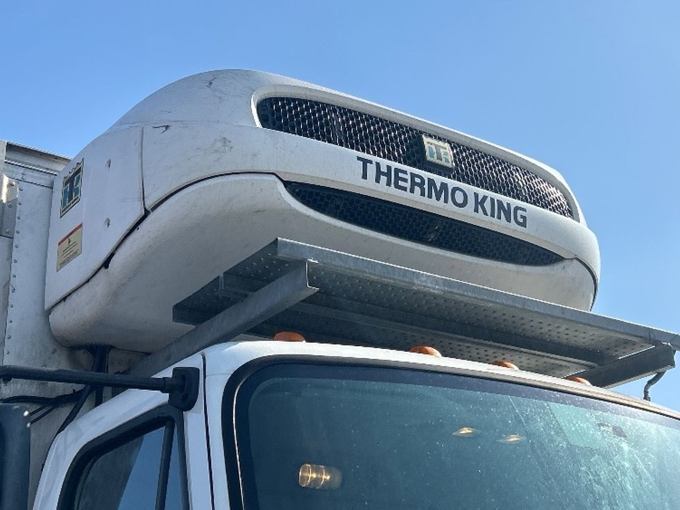 Refrigerated Truck-Light and Medium Duty Trucks-Freightliner-2018-M2-Montgomery-NY-187,916\n\t\tmiles-$ 60,250 - Image 24